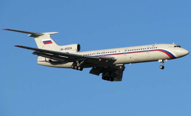 Самолетът Ту-154 на авиокомпания Alrosa направи последния си полет. Това