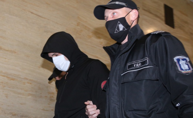 Обвиняемият за смъртта на журналиста Милен Цветков Кристиан Николов остава