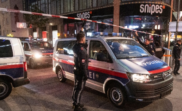 Австрийското правителство обяви тридневен траур след снощното терористично нападение взело
