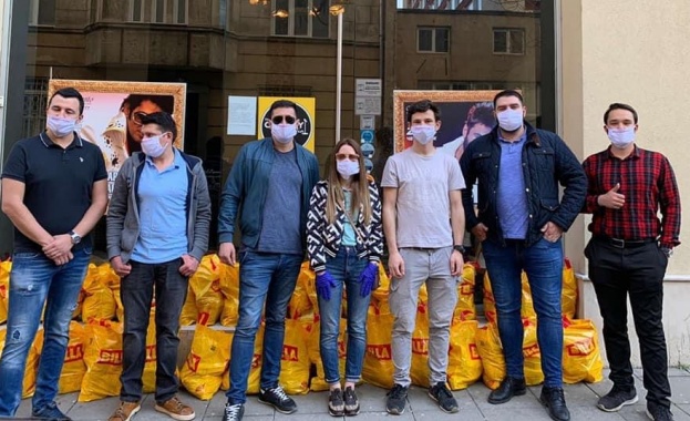 14 млади социалисти са готови да станат доброволци в РЗИ – София
