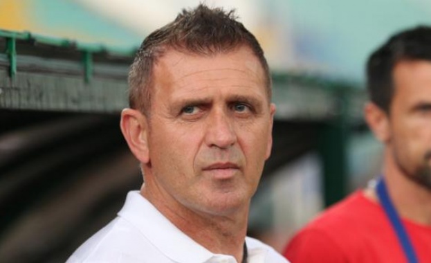 Треньорът на Локомотив Пловдив Бруно Акрапович потвърди пред Gong bg че