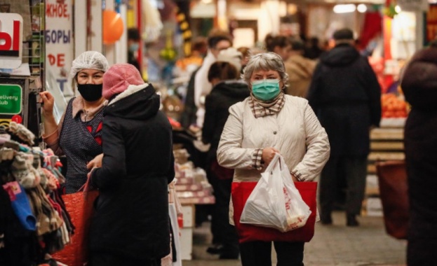  Руски лекари: Сменяйте маските по-често в студеното време