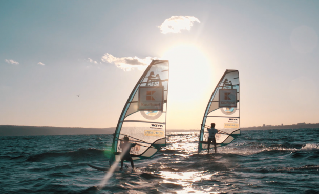 Продукцията проследяваща вълнуващото 300 километрово сърф предизвикателство на Илияна Стоилова и