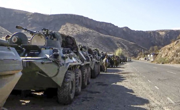 Руските миротворчески сили пристигнаха в столицата на Нагорни Карабах