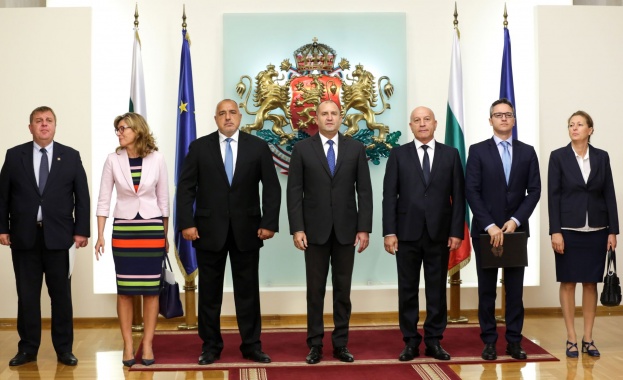 Инфлацията покачи и възнагражденията на властимащите 4803 лв е вече