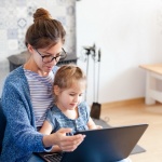 През онлайн приложение се консултираме с лекар при съмнение за COVID-19 