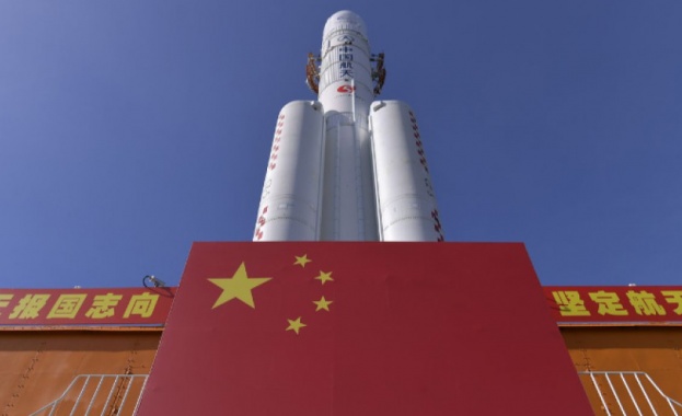 Китай планира в края на месеца да изстреля към Луната