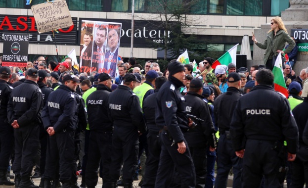 В Добрич се очакват протести на надзирателите в затворите Пред