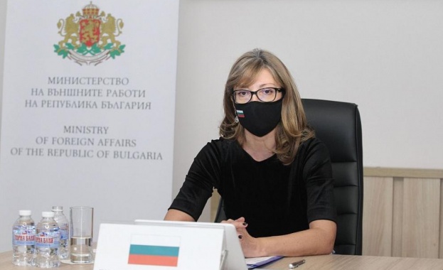 Няма как да изграждаме истинско приятелство което да е основано