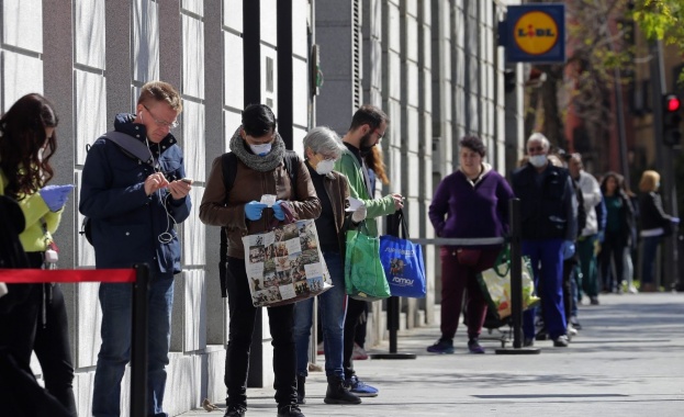 Супермаркетите училищата и болниците са сред рисковите места Супермаркетите са