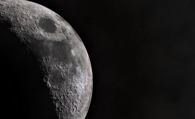 Европейски астронавт на Луната до 2030 г е една от