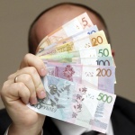 От 2021 богатите в Русия с по-високи данъци