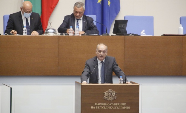 Германия и Европейският съюз призоваха за забавяне на ваксинирането заради