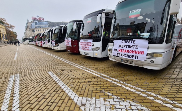 Протестиращи превозвачи от цялата страна вече пътуват в посока София
