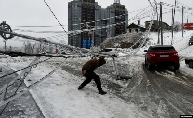 Заради ледена буря хиляди са без ток в руския Далечен изток