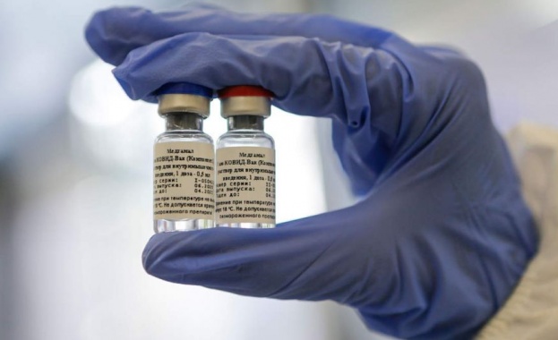 Сърбия ще прави лабораторни тестове на руската ваксина "Спутник V" 