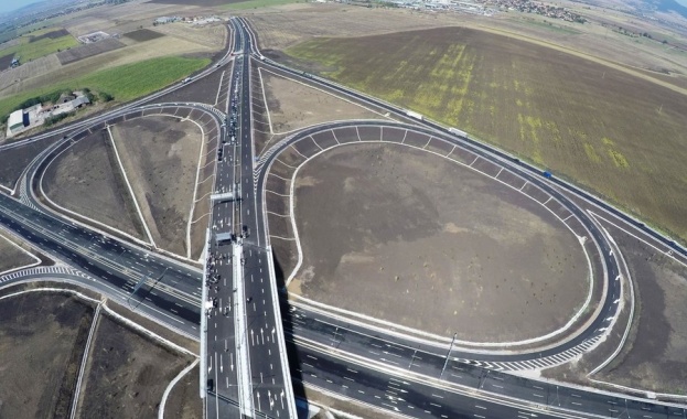 Преди обед ще бъде пуснато движението по обновения 1 3 км