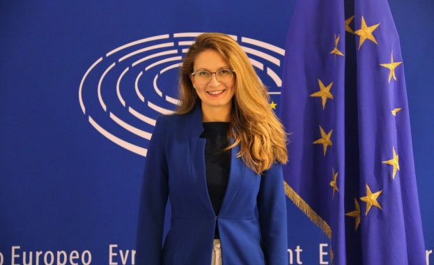 Евродепутатът Цветелина Пенкова: Националният план за възстановяване е огледало на едно немощно управление