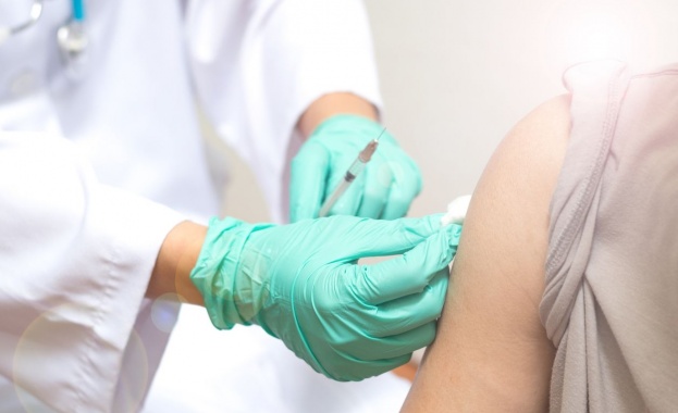  Парламентът решава за четири ваксини 