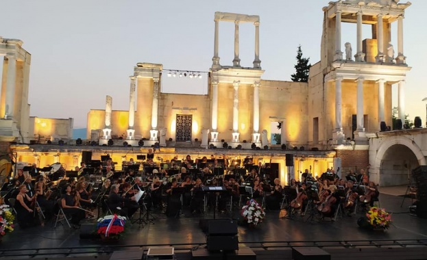 Оркестърът на Пловдивската опера изпълни Ленинградска симфония на Шостакович