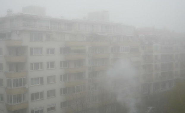Мръсен въздух тази сутрин в София Русе Велико Търново и