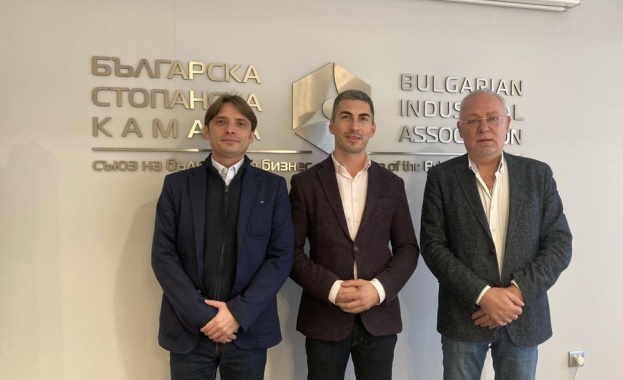 Очаква се до 2023 г 500 млн евро публичен и