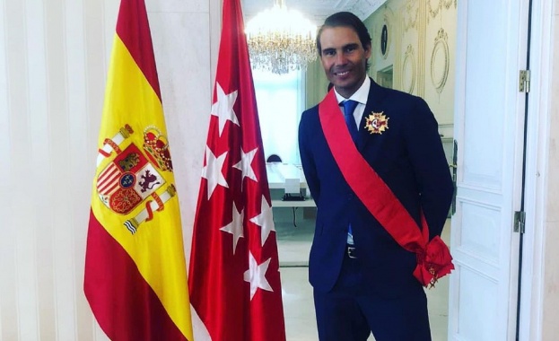 Рафаел Надал бе удостоен с огромна чест получавайки кралски орден