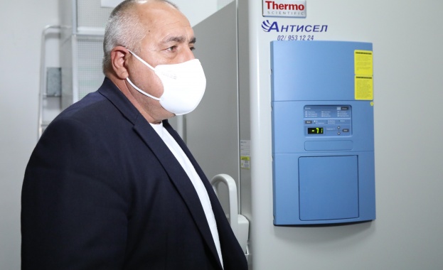 Подготвихме се бързо и дойде ли ваксината срещу COVID 19 ваксинирането