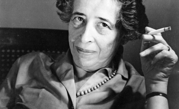 Изолацията е началото на терора