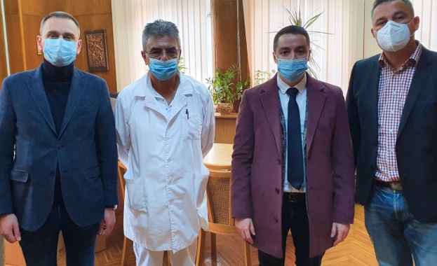 БСП депутати с дарение за болницата в Горна Оряховица