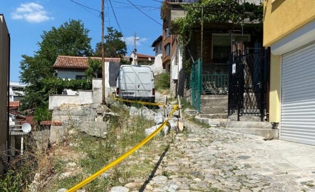  Свлачище в Асеновград разруши улица и стигна до прага на къщите 