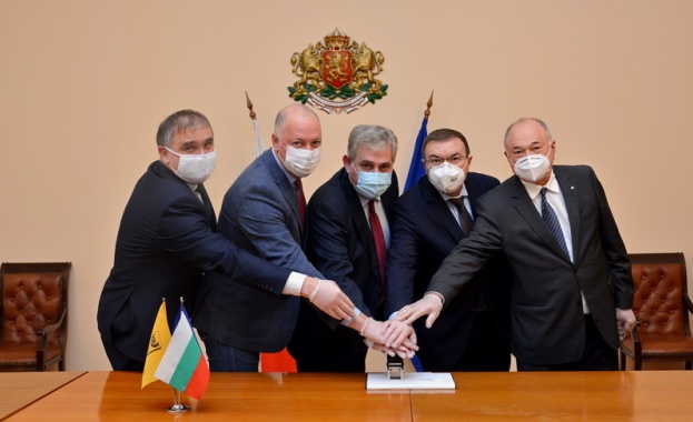 Министърът на транспорта информационните технологии и съобщенията Росен Желязков министърът