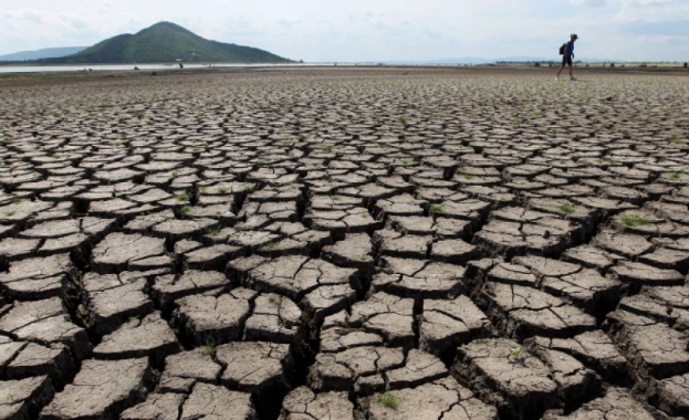 Великобритания заедно с Франция и ООН днес е домакин на
