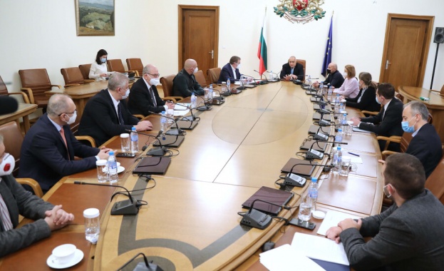 Това е било решено на работно съвещание с премиераДействащите към