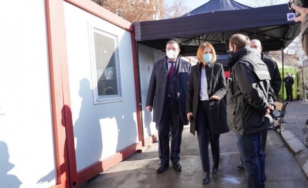 Организацията на временен изнесен специализиран кабинет за имунизации срещу COVID 19