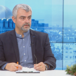 Въобще не трябва да си играем на мерки, мерчици и КОВИД зони. Трябва да бъде въведен пълен локдаун