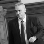 След продължителна битка с Covid-19 почина депутатът Валентин Касабов