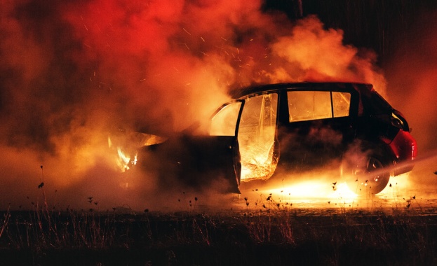 Колата била открита над пернишкия квартал Църква Намерен е изгорял джипът