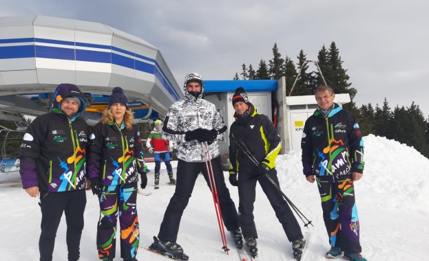 Вицепремиерът и министър на туризма Марияна Николова провери места за