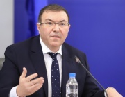 Д-р Костадин Ангелов: Към момента информация за оставка на Делян Добрев не е постъпвала