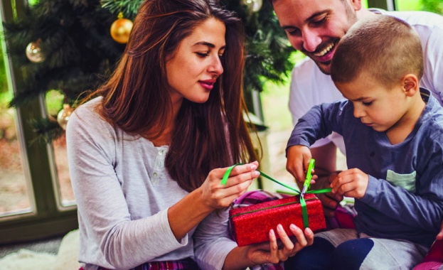 Потребителите могат да заявят услуги поискат оферта или получат информация