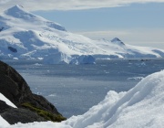 Проучване: Ледената покривка на Антарктическия полуостров може да намалее с 20% до 2100 г.