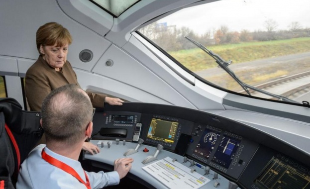 Германският канцлер Ангела Меркел не е зачеркнала мечтата си да