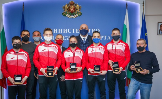 Медалистите от европейското по спортна гимнастика получиха отличия