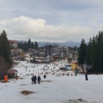 Априлски сняг валя в Пампорово