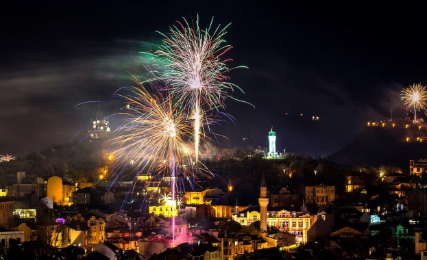 За първи път София посрещна Новата година без тържества на