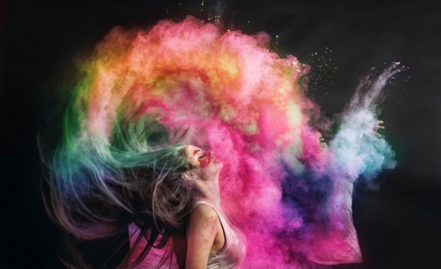 В продължение на повече от 20 години Цветът на годината