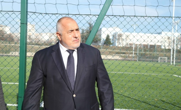 Всичко това се прави в условията на пандемия стадиони