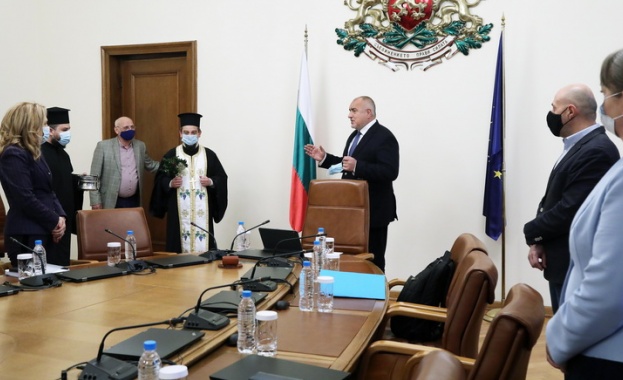 Министърът на здравеопазването Костадин Ангелов представи на премиера Бойко Борисов