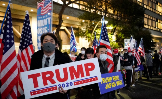 Япония обяви днес едномесечно извънредно положение в столицата Токио и